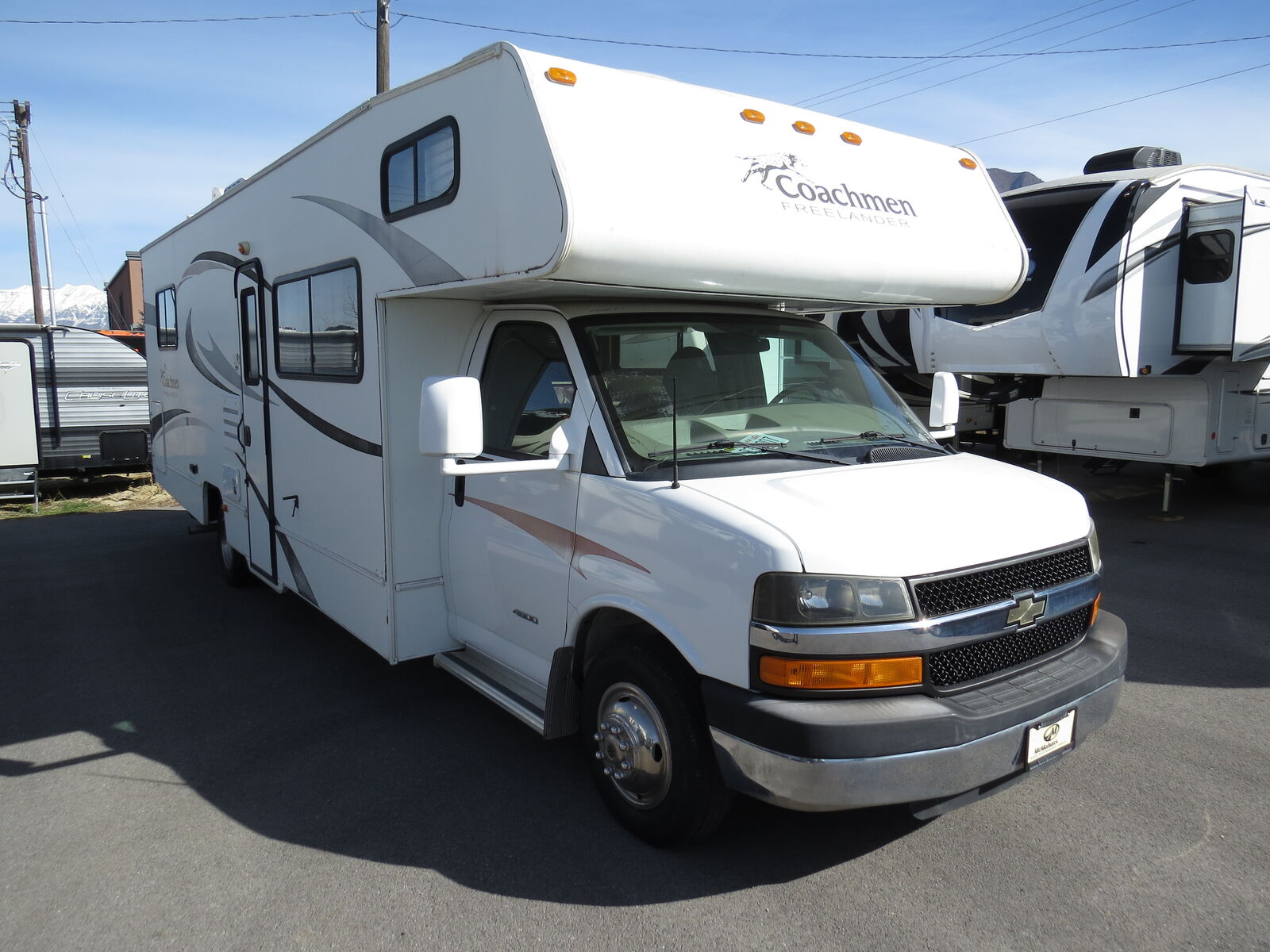 2012 Forest River, Freelander 28QB (Only 23k Miles!)
