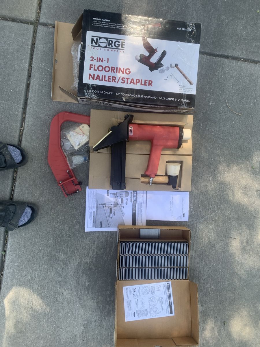 Norge 2-in-1 Flooring Nailer/Stapler - 16 Gauge Cleat Nails & 15.5 Gauge Staples