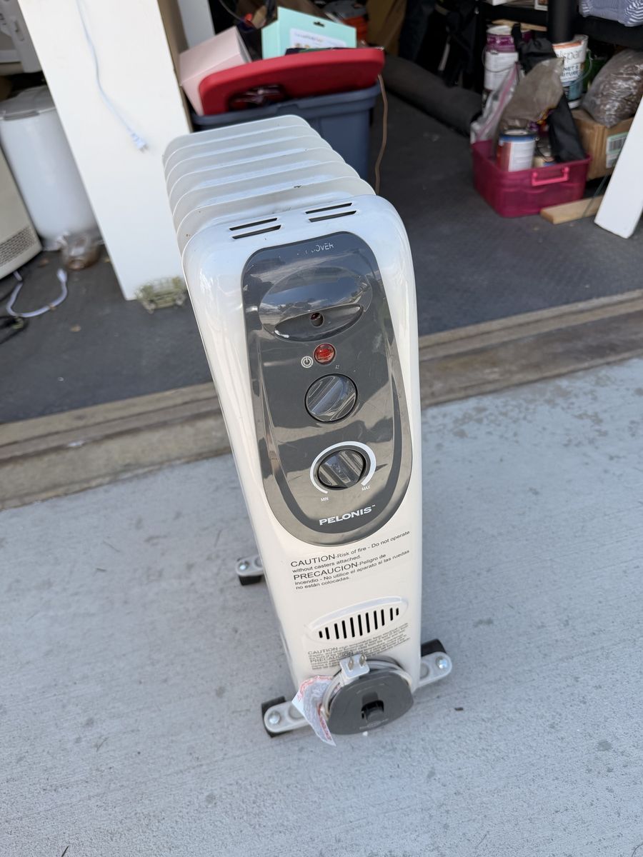 Plug in electric oil heater