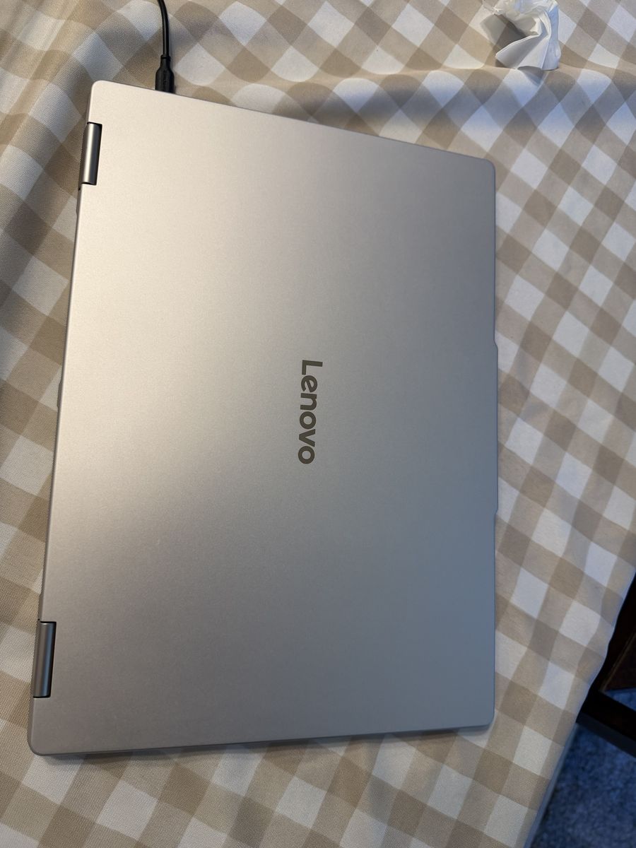 Lenovo - Yoga 7 2-in-1 - Copilot+ PC - 16" 2K LCD Touchscreen Laptop - AMD Ryzen AI 5 340 2025 - 16GB Memory - 512GB SSD