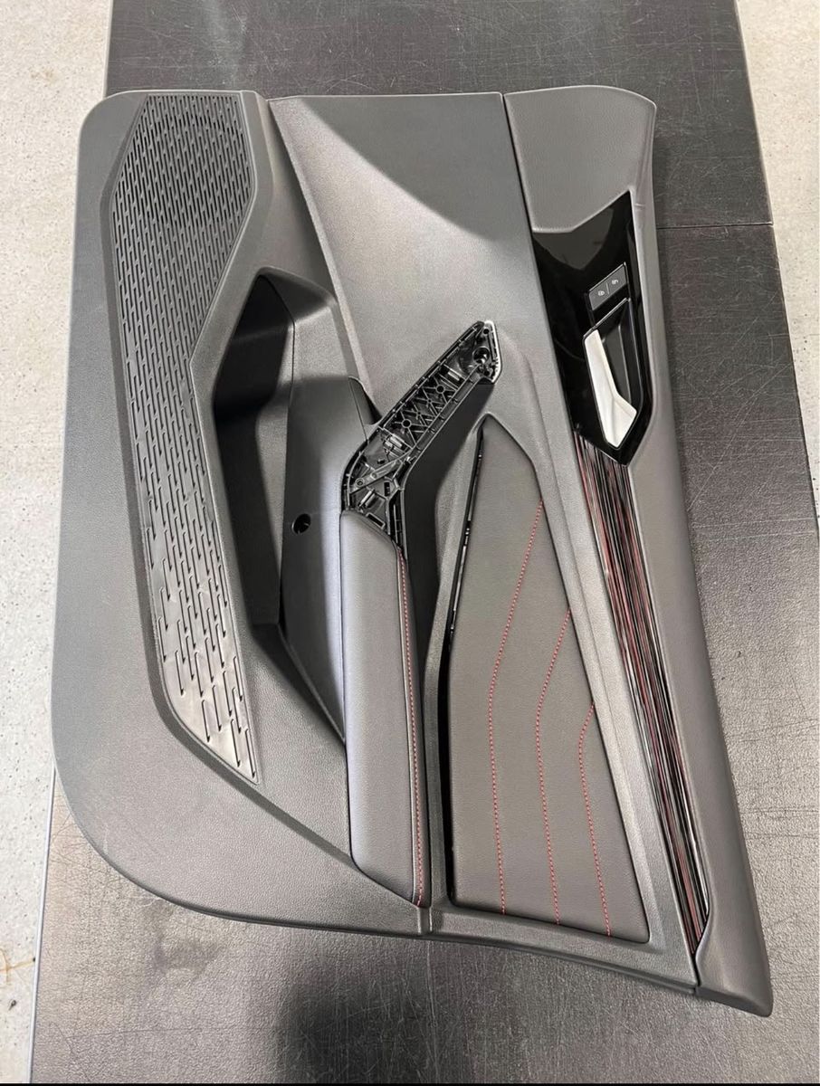 2023 Volkswahon jetta Gli Door Panel