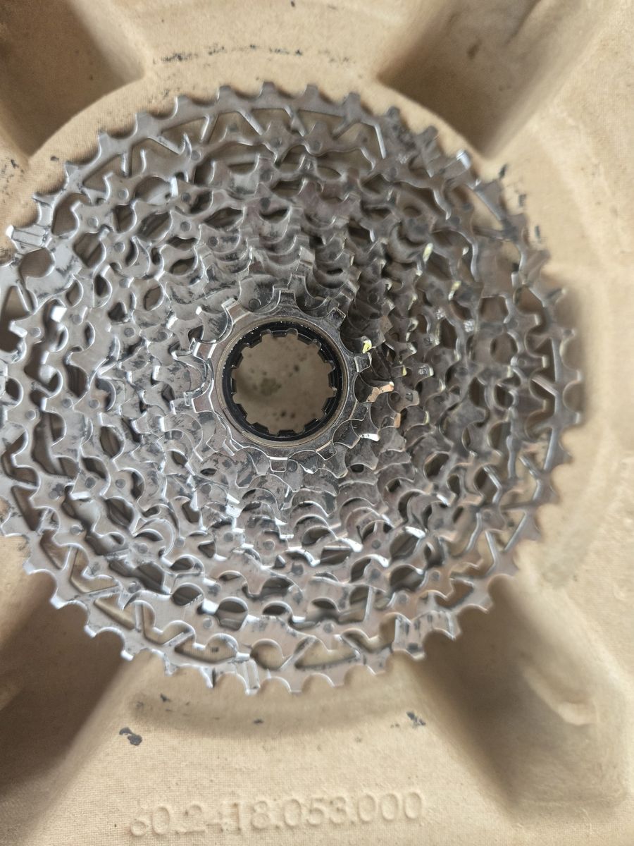 XPLR 12-speed Sram Rival AXS Drivetrain