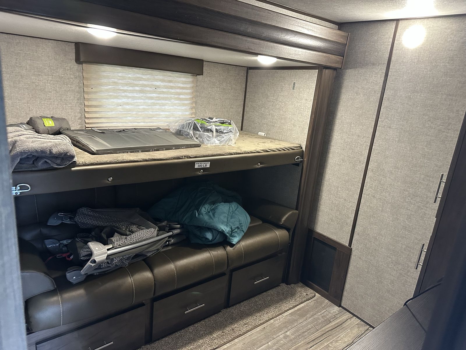 Main image 11