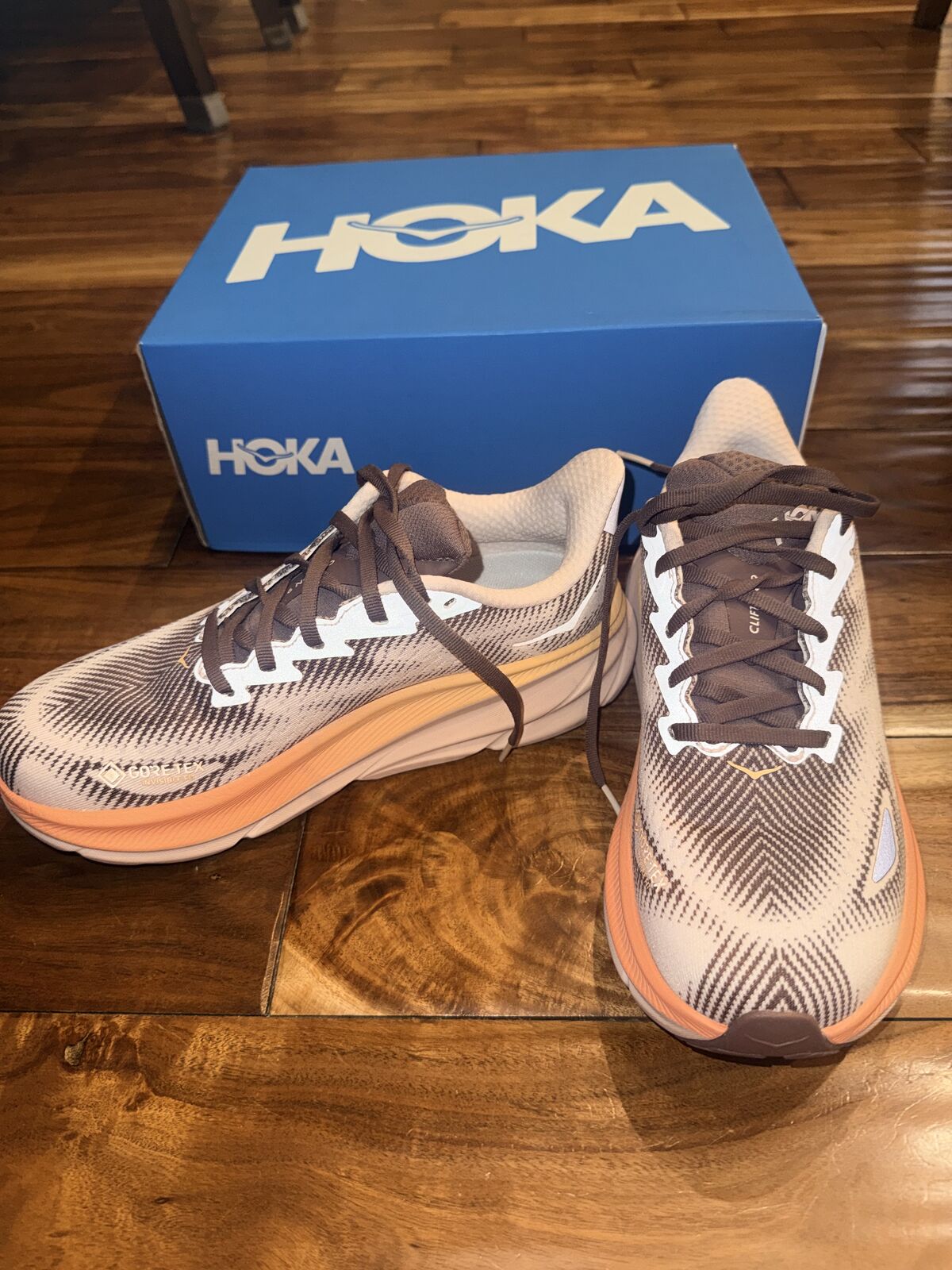 Brand New Hoka Shoes Women Size 7
