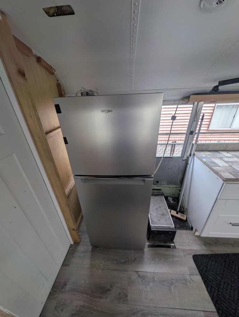Main image 10