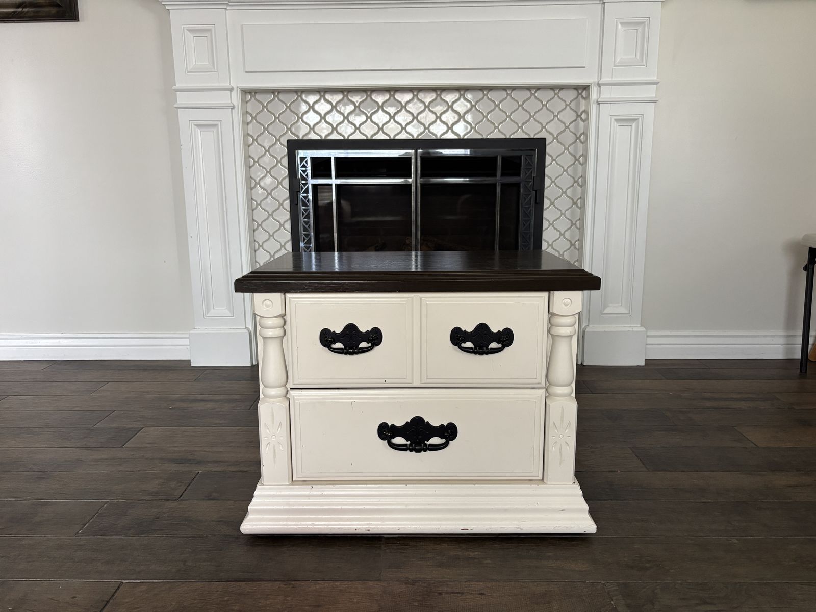 Nightstand Cream farmhouse Look 29 Wide