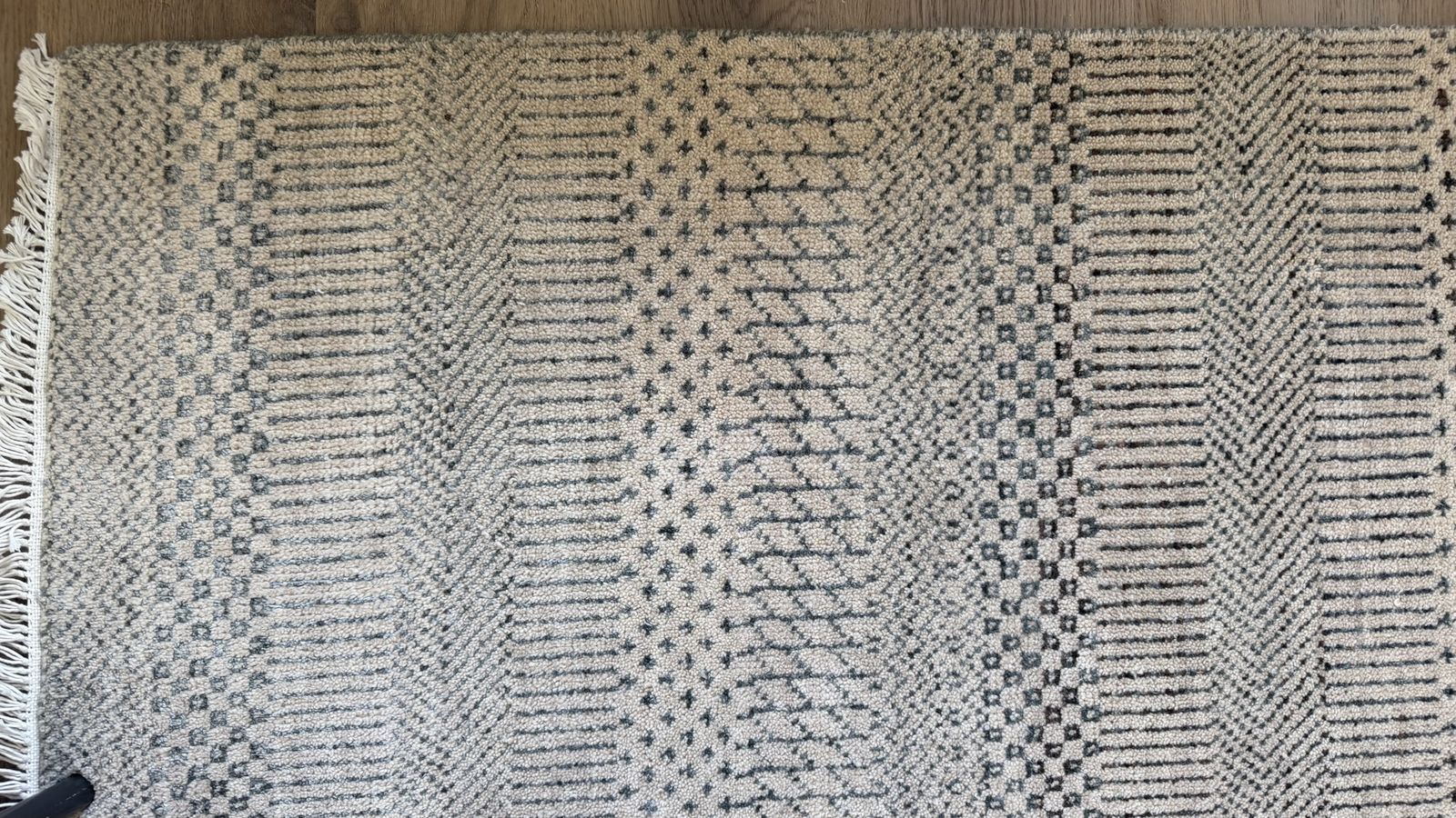 Wool rug 