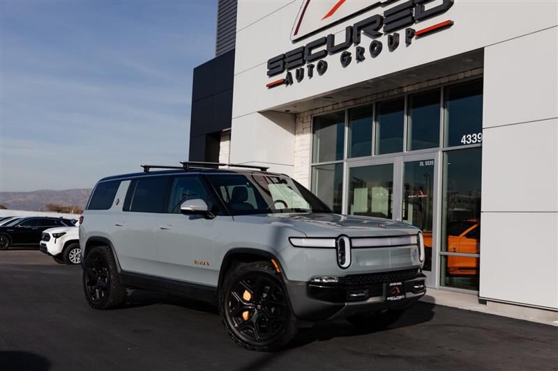 2022 Rivian R1S Launch Edition