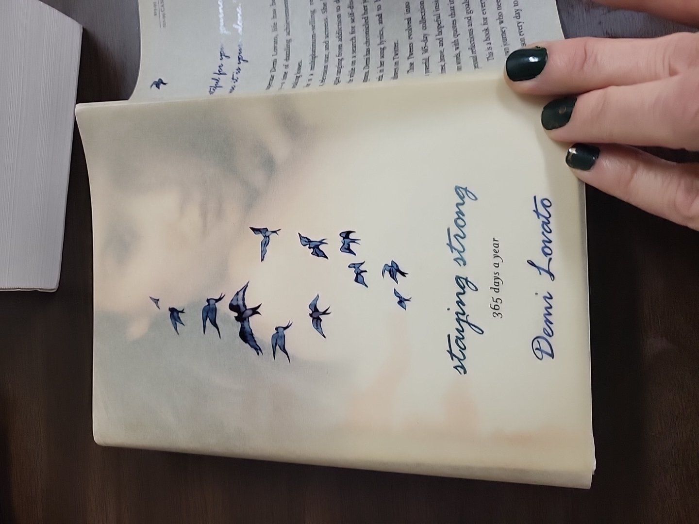 Book by Demi Lovato " Staying Stromg 365 Days a Ye