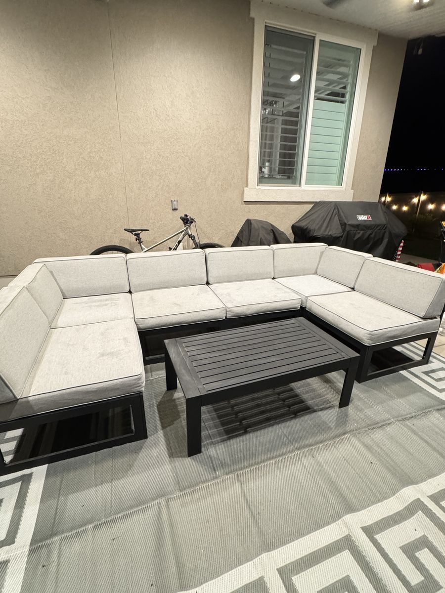 Outdoor sectional furniture