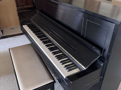 Steinway Upright TTO499 510280 signed by Grant Johannesen