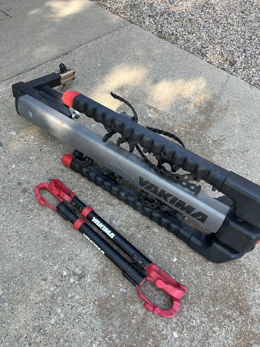 Yakima Swing Away Hitch Bike Rack 4-Bike Capacity with Tube Top Adapter Bars
