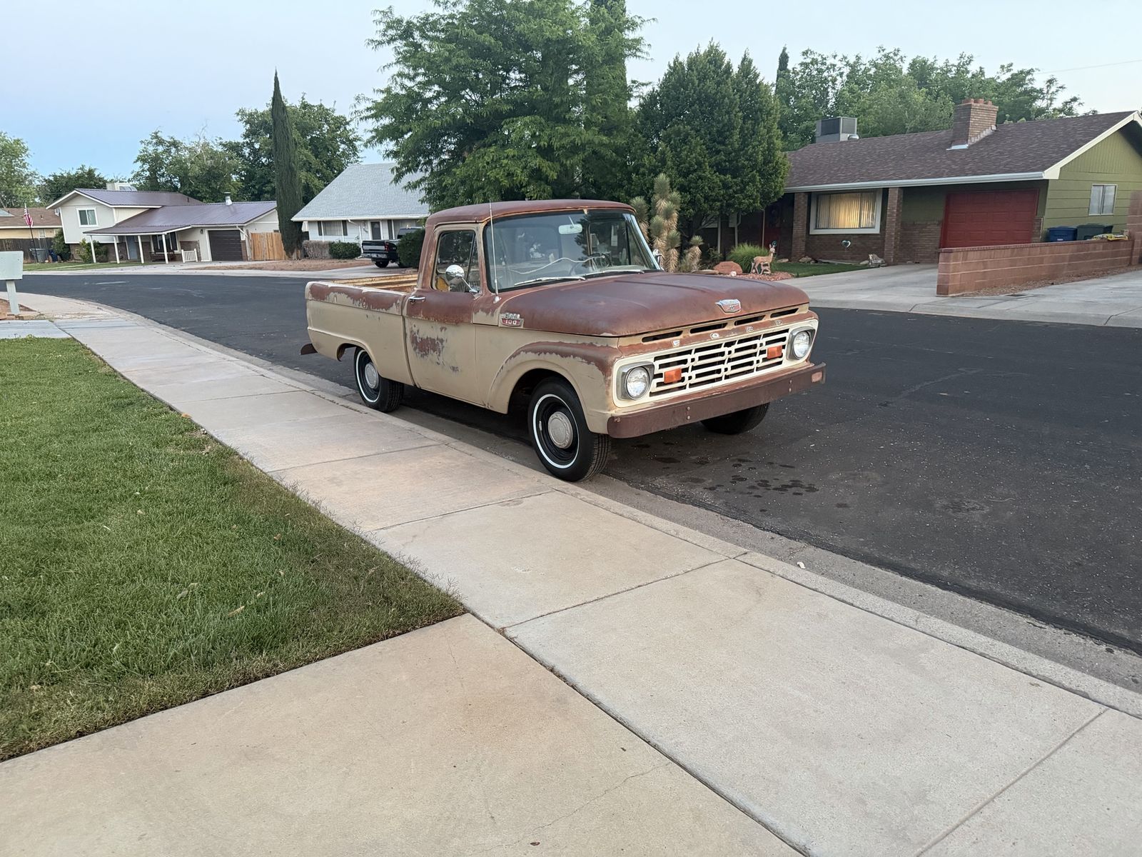 1964 Ford F-100 XLT