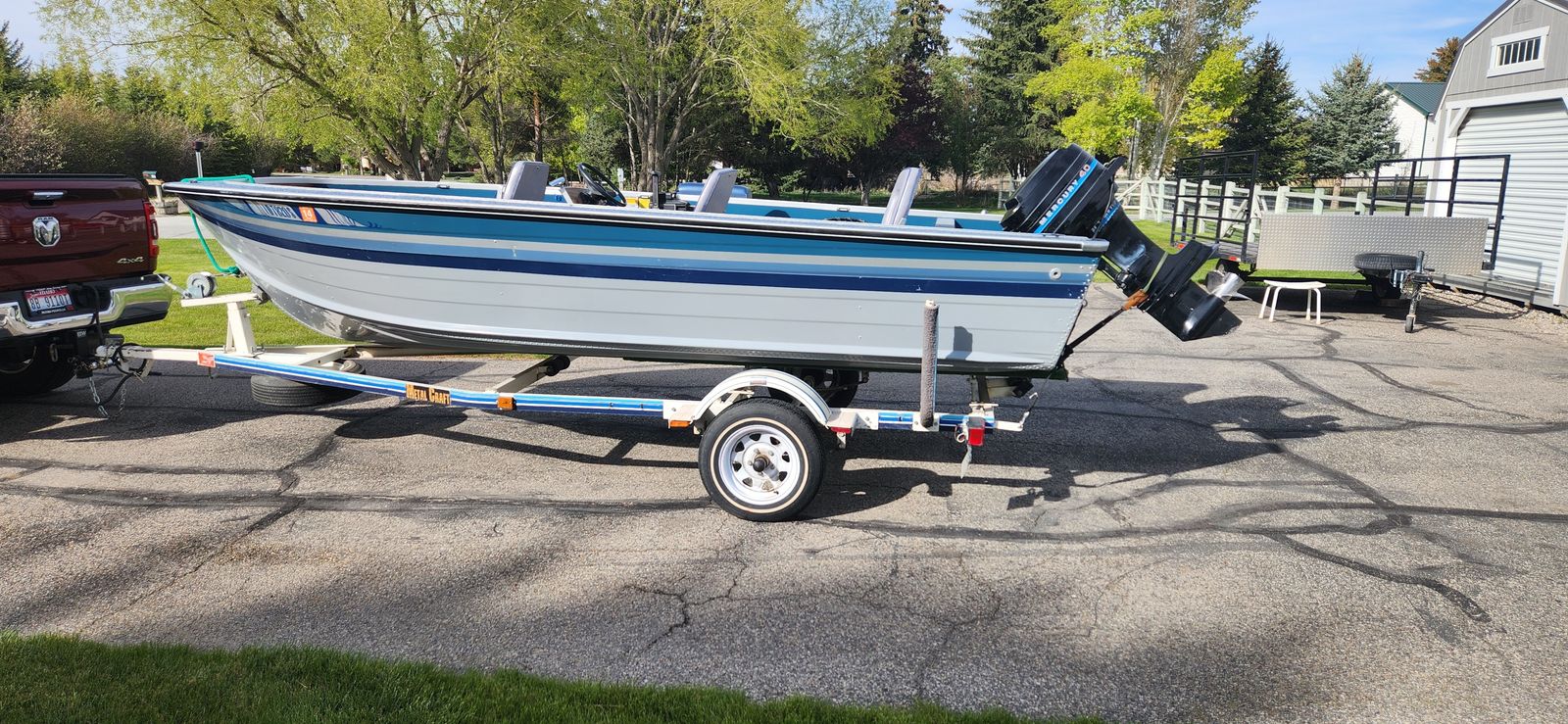 1986 Sylvan 16 foot aluminum boat with 40 Hp Mercury motor