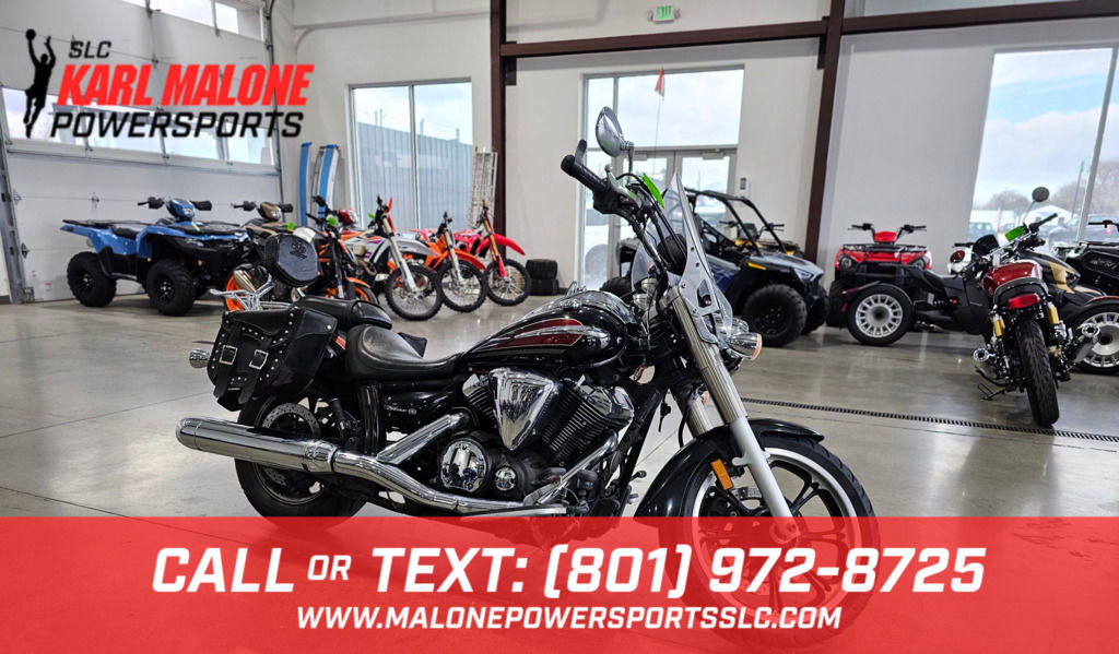 2014 Yamaha V Star® 950 Tourer