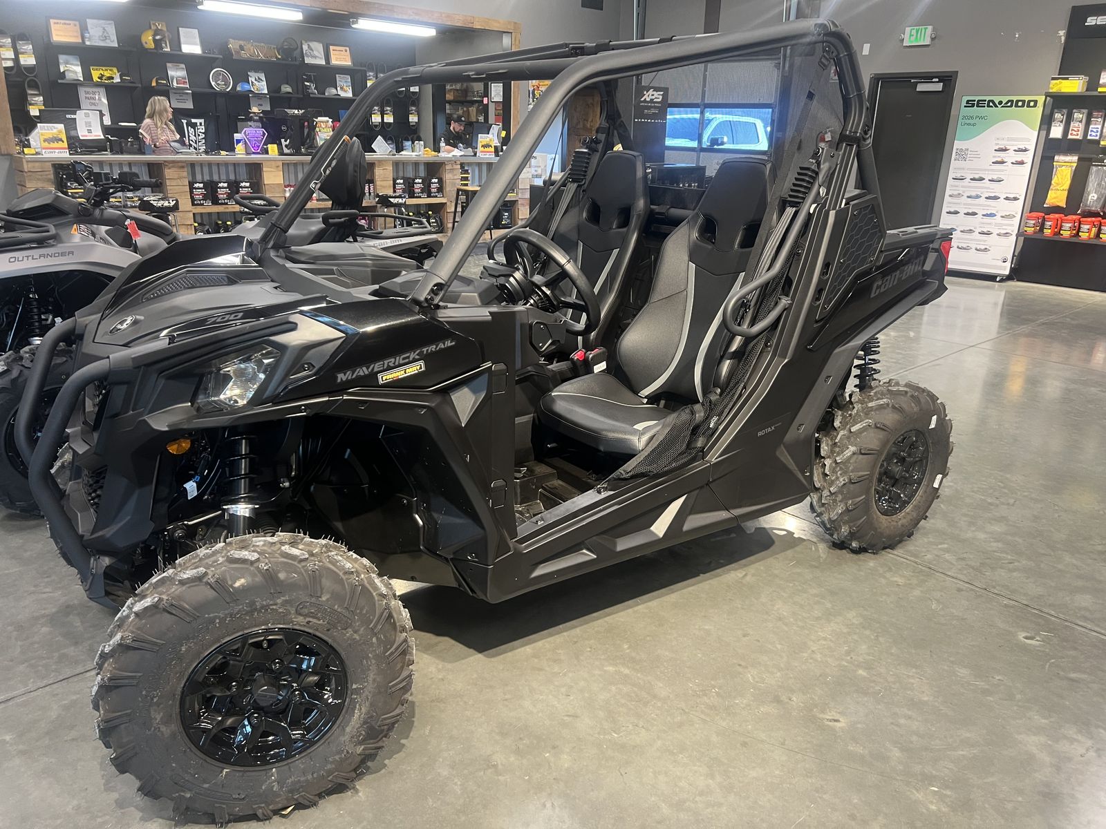 NEW 2024 Can-Am Maverick Trail DPS 700