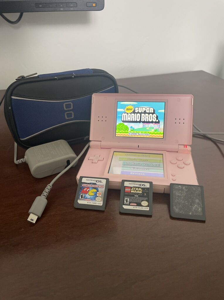 Nintendo DS Lite Pink Bundle! OBO