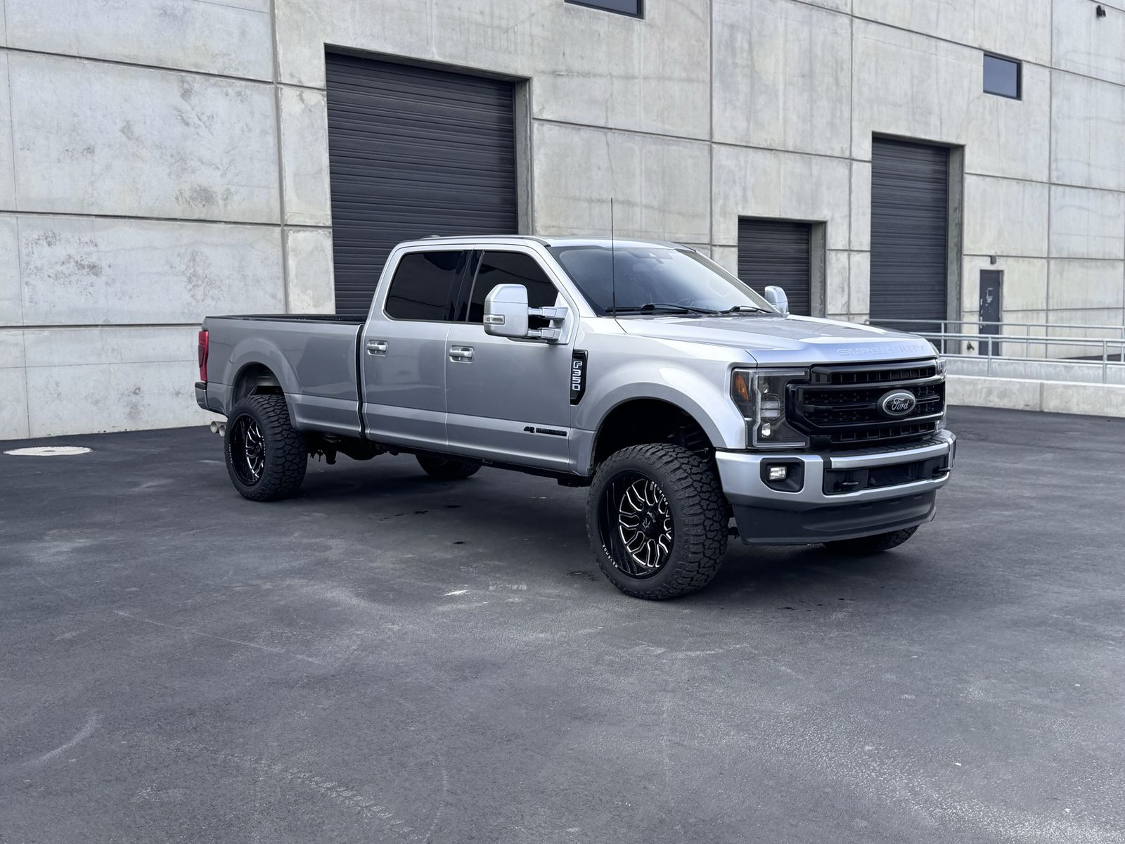 2022 Ford F-350 Super Duty Lariat