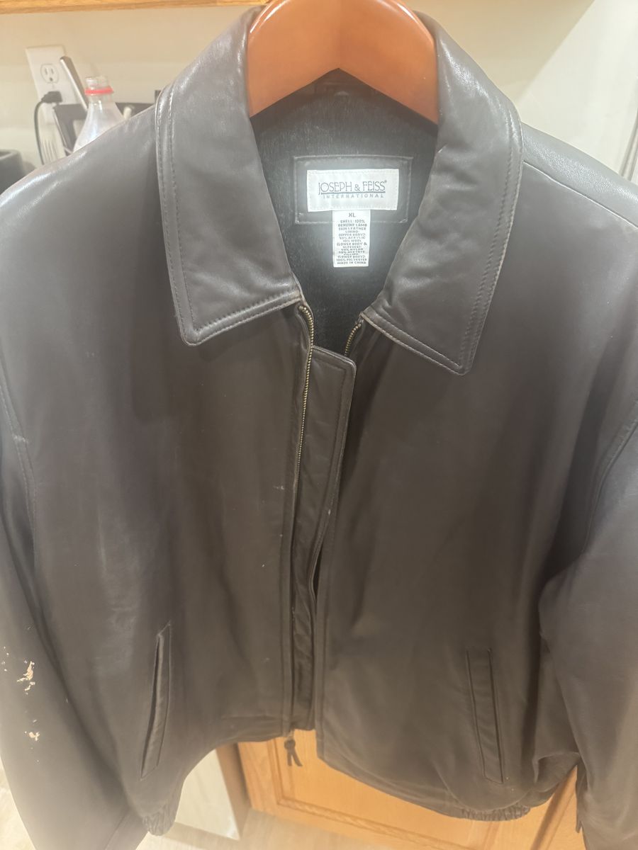 Joseph & Feiss International Men's XL Leather Jacket - Dark Brown with Inner Pockets