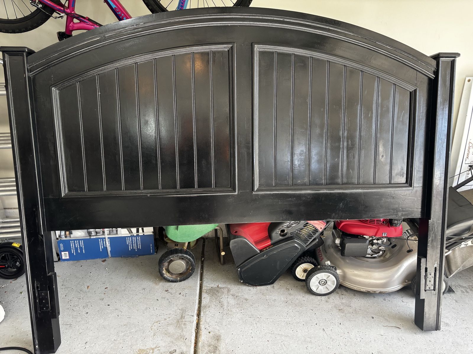 King Size Black Wooden Headboard - Traditional Style