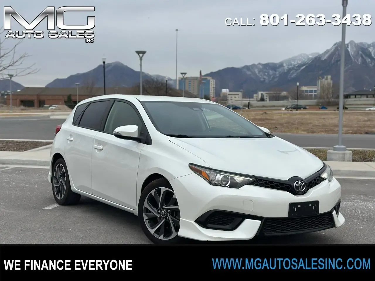 2018 TOYOTA COROLLA Base