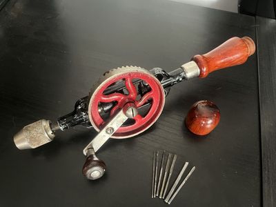 7 Bits Vintage Miller Falls Hand Drill No.5A Eggbeater Design Antique Tool