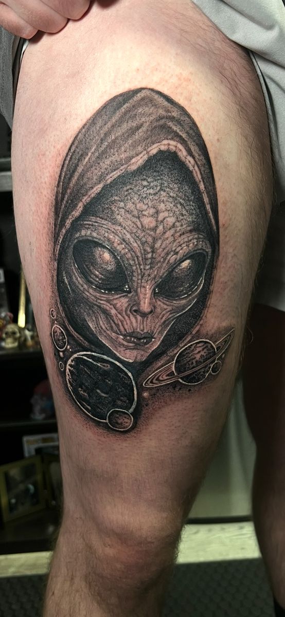 Main image 3