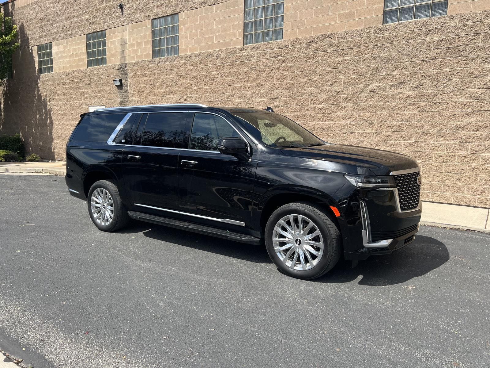 2022 Cadillac Escalade ESV Premium Luxury