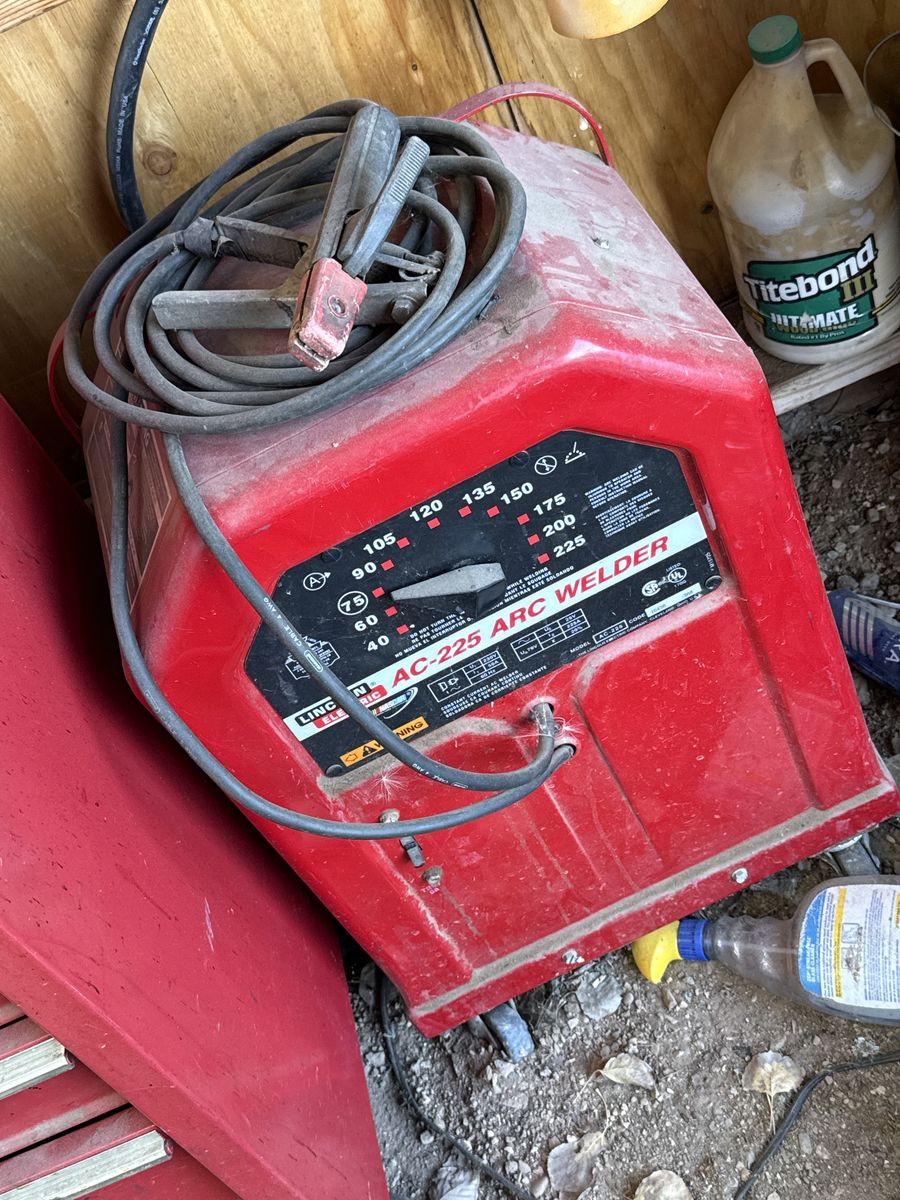 Lincoln electric AC225 stick welder