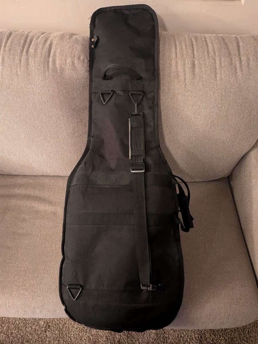 Main image 6
