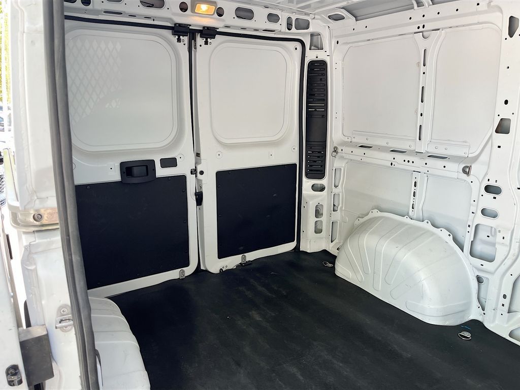 Main image 23