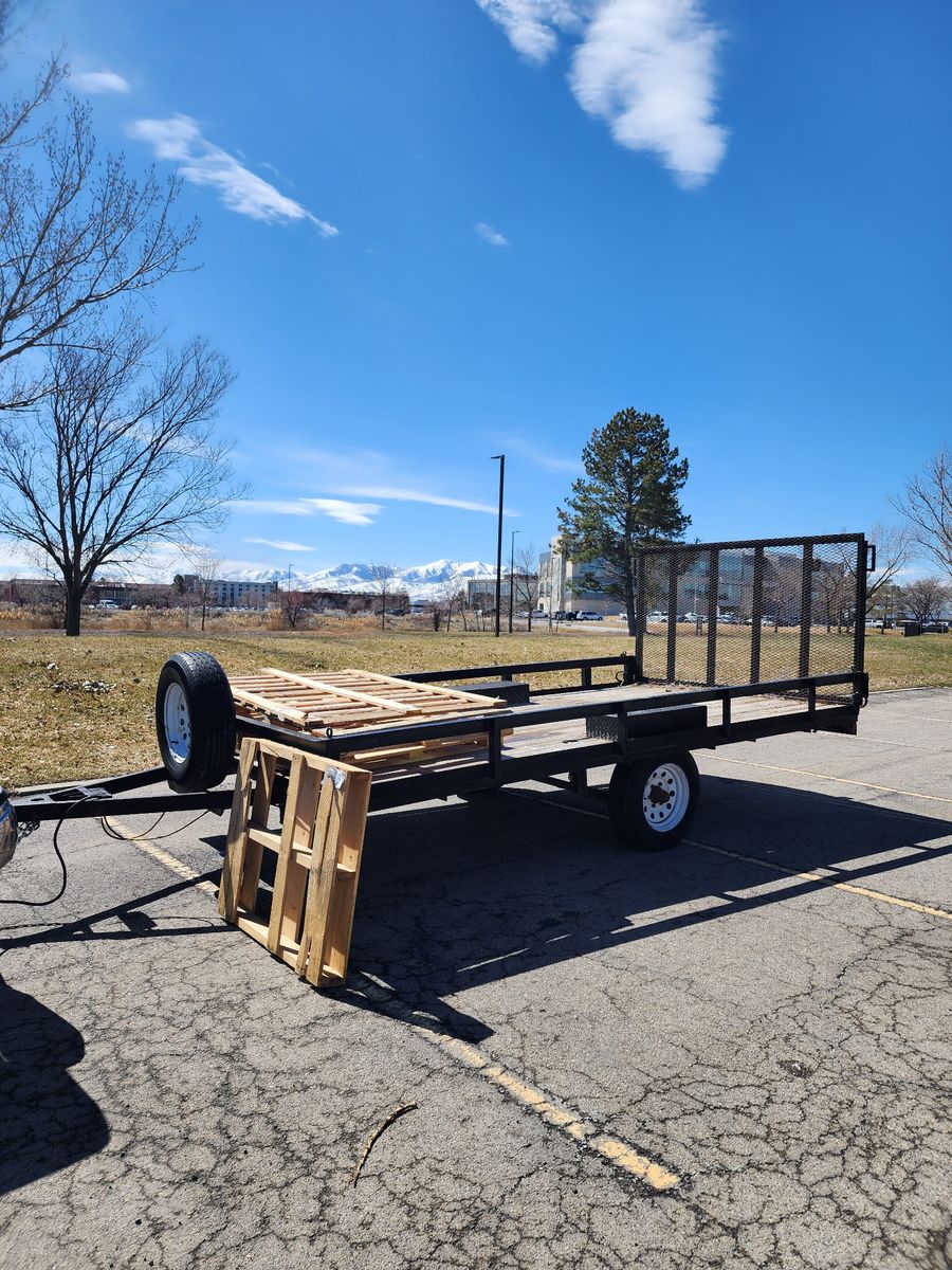 7'x14' Single Axle Flatbed Trailer