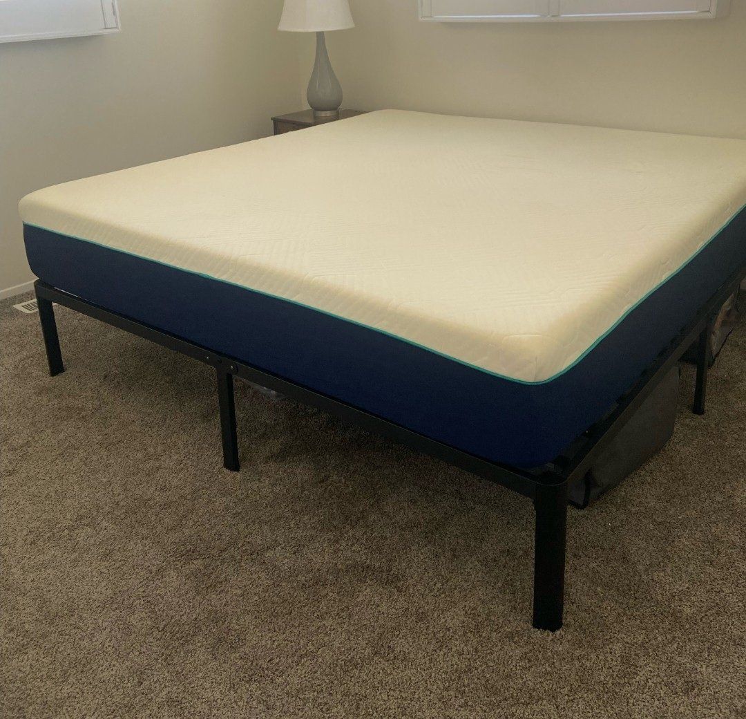Sleep Innovations King Size Mattress - Firm Uplifting Support with Cooling Airflow