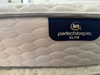 Queen Serta perfect Sleeper Elite Mattress! $175