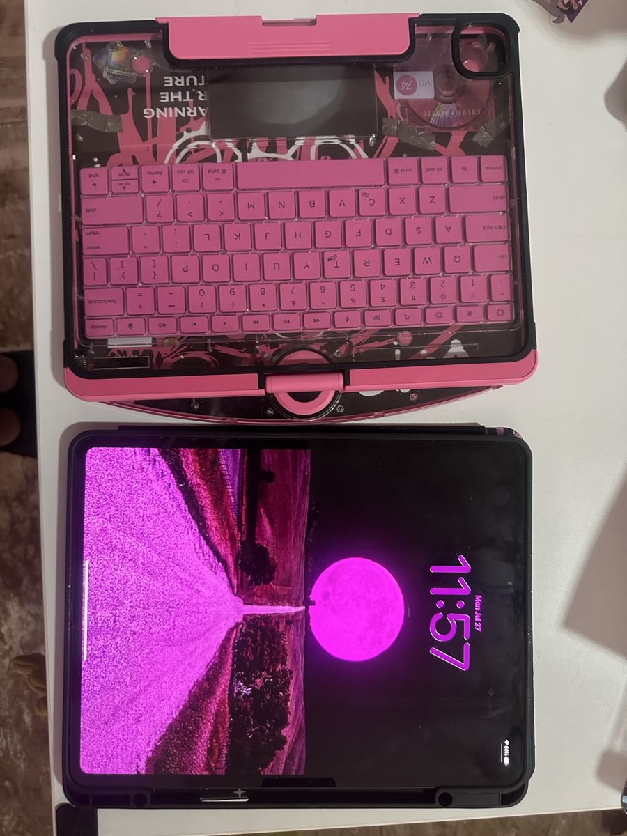 Apple iPad Pro 13 inch (M4) with Pink Keyboard Case