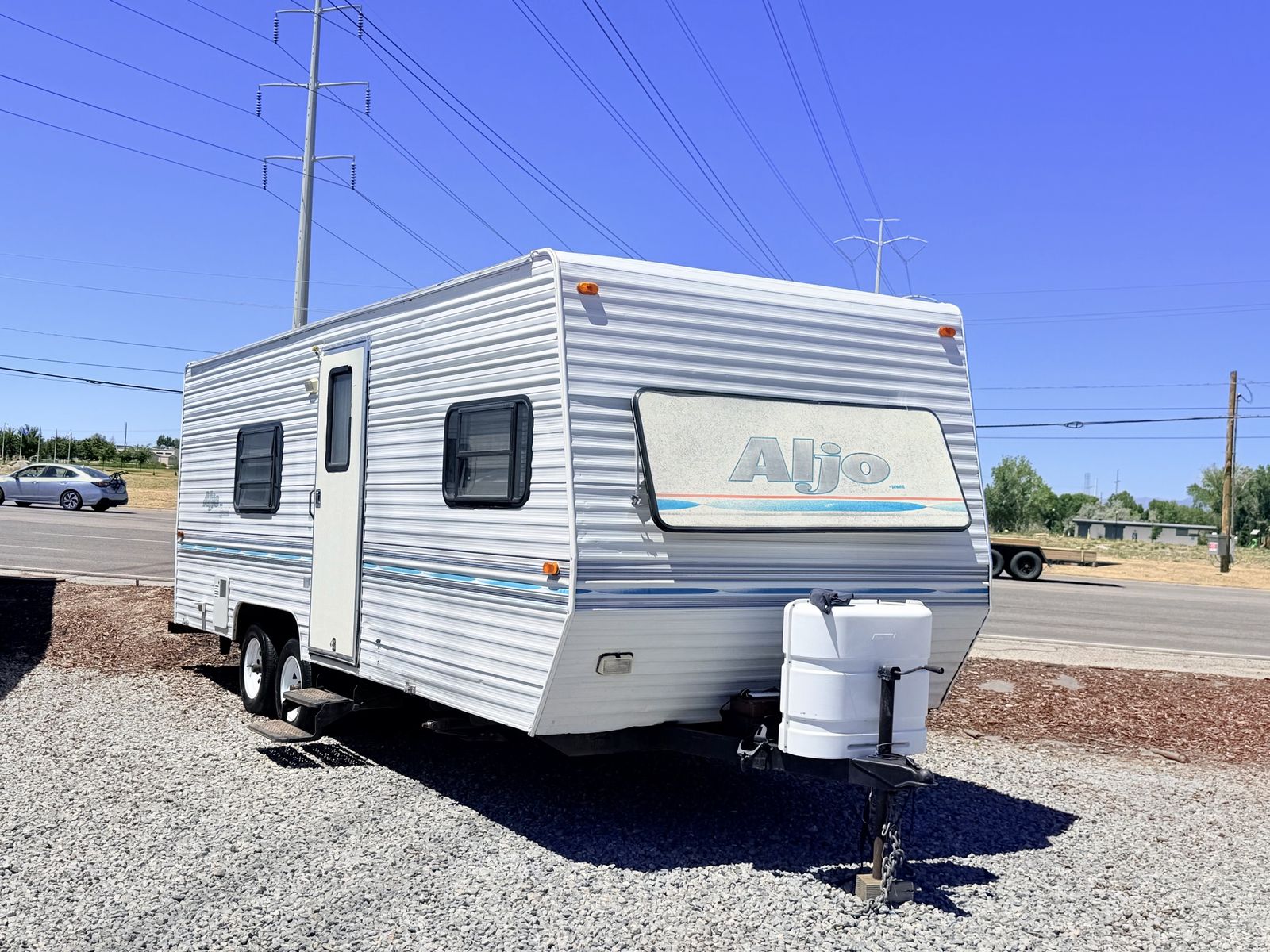 1996 skyline Aljo travel trailer 23FT