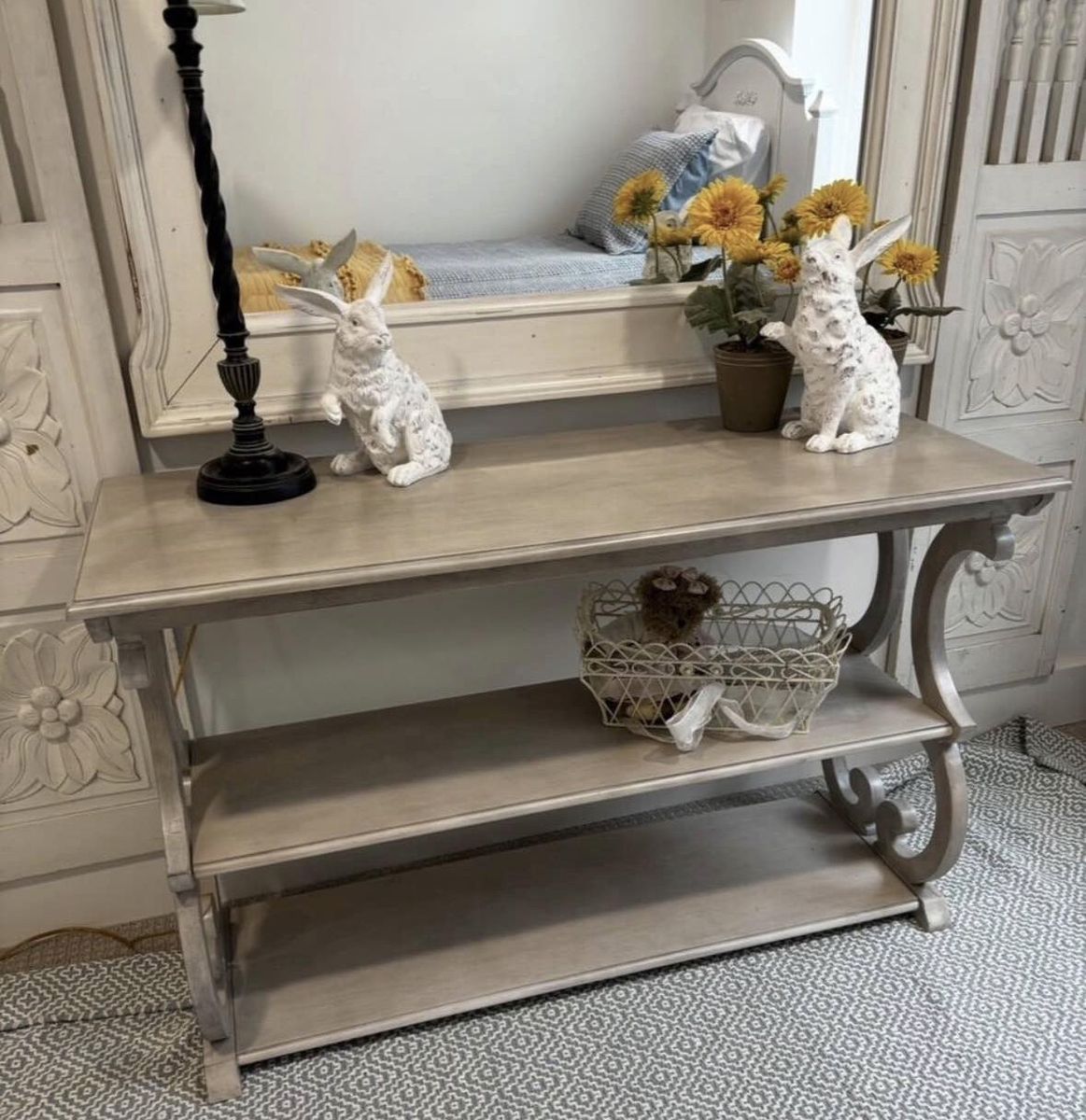 Pretty Entryway Table