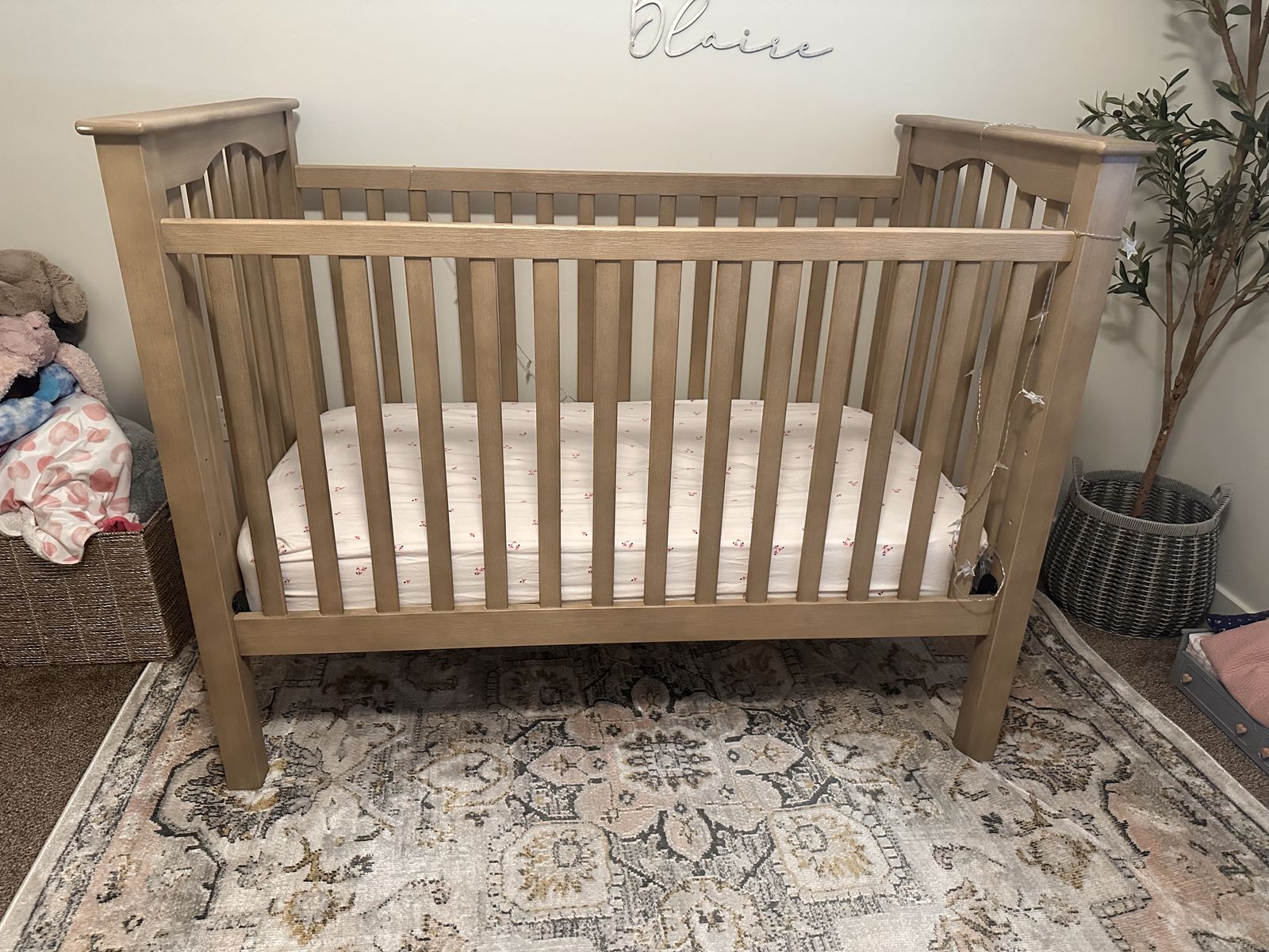 Pottery Barn Kendall Crib