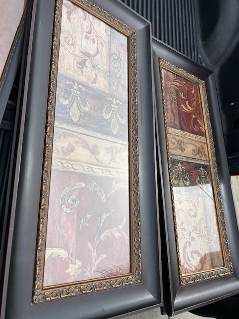 2 large Frames/Artwork
