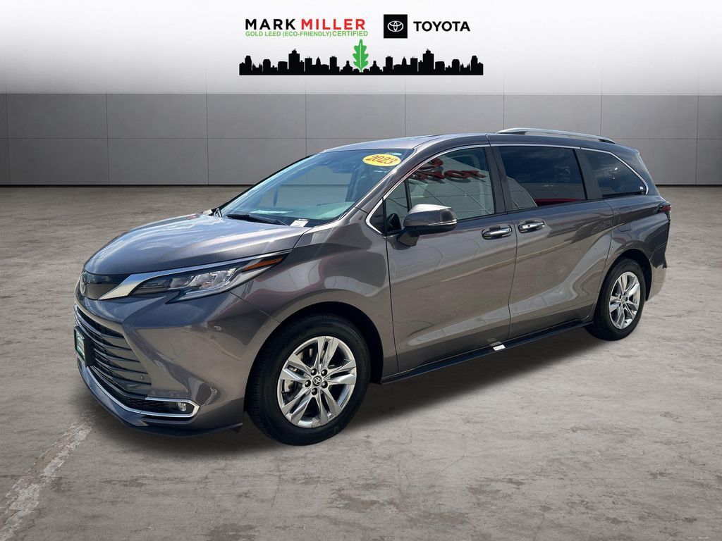2023 Toyota Sienna Limited 7-Passenger