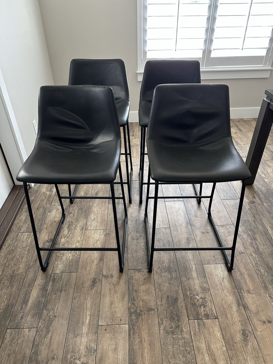 Set of 4 Black Faux Leather Bar Stools / Counter Height Chairs