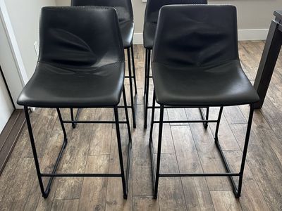Set of 4 Black Faux Leather Bar Stools / Counter Height Chairs