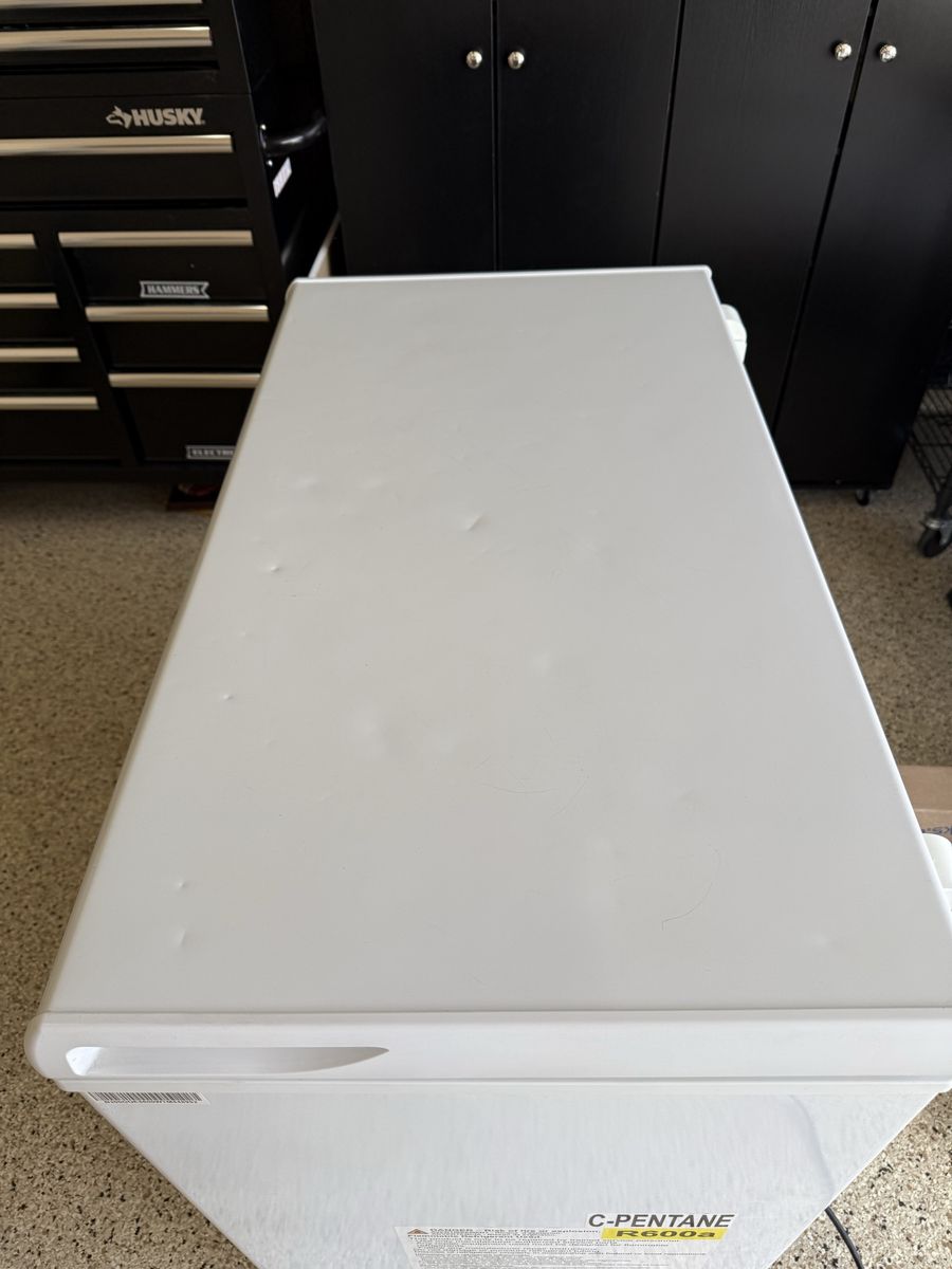Main image 3