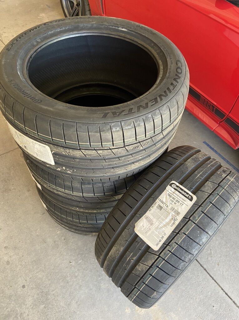 Continetal Extreme Contact Sport 17 Inch