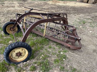 New Holland Window Turner