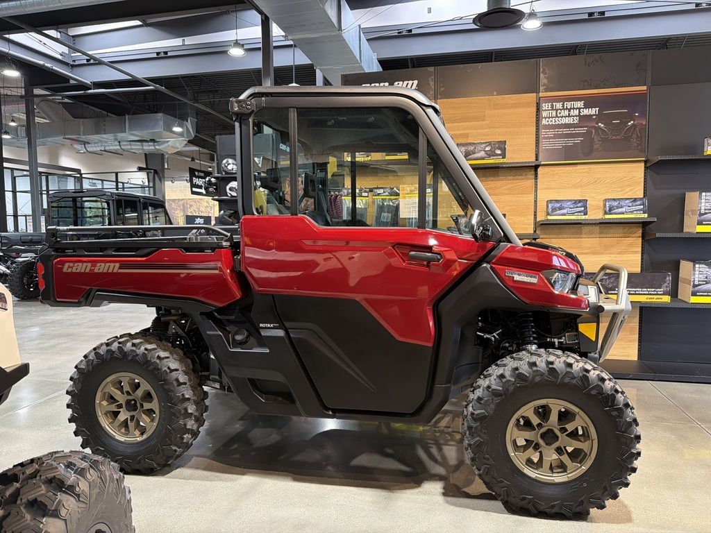 2024 Can-Am® Defender Limited HD10