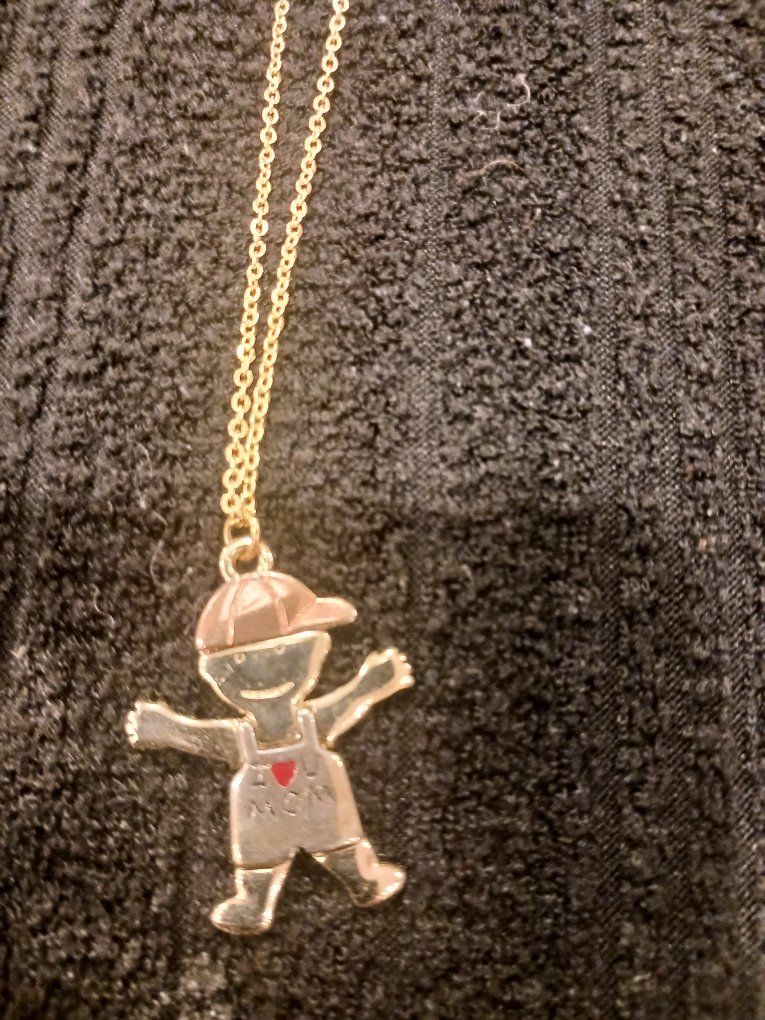 I ️ U Mom necklace