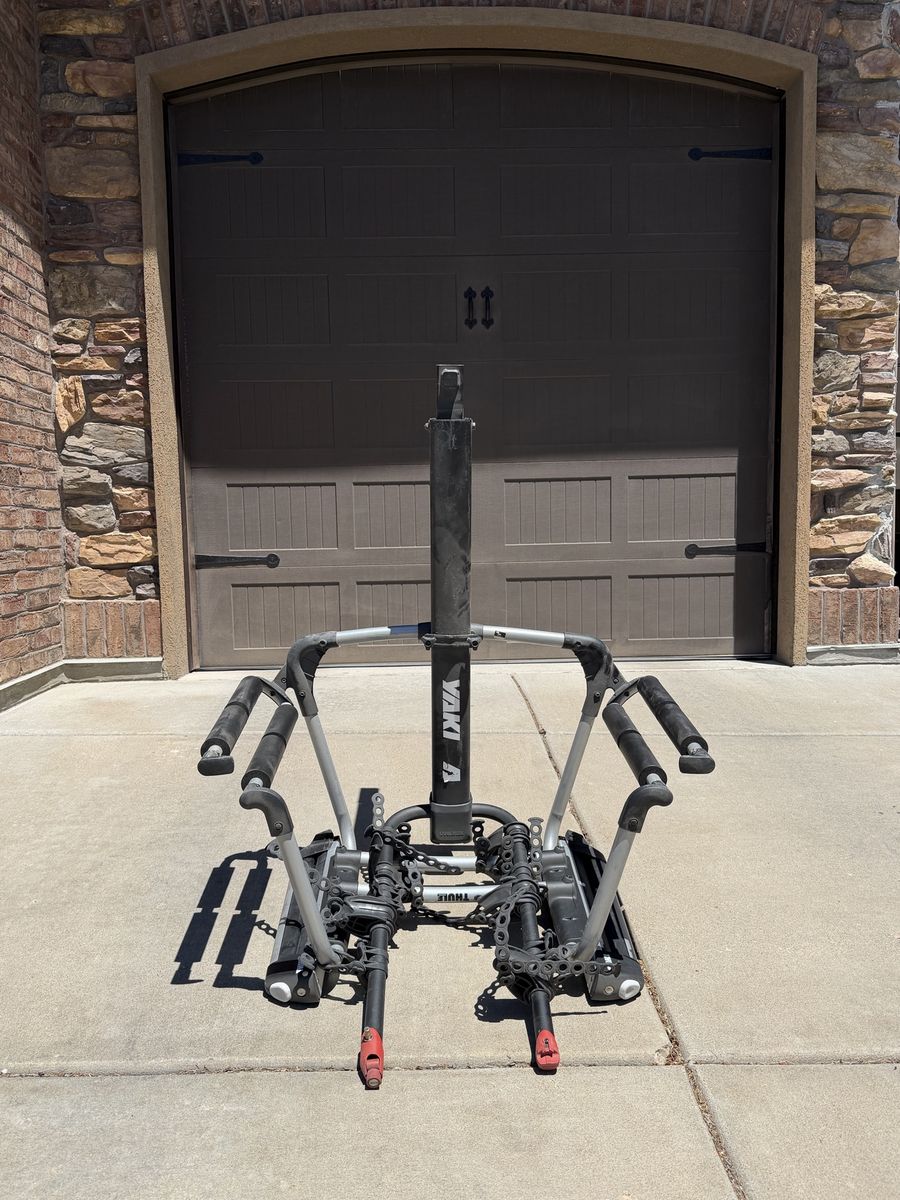 yakima ski/ snowboard hitch rack