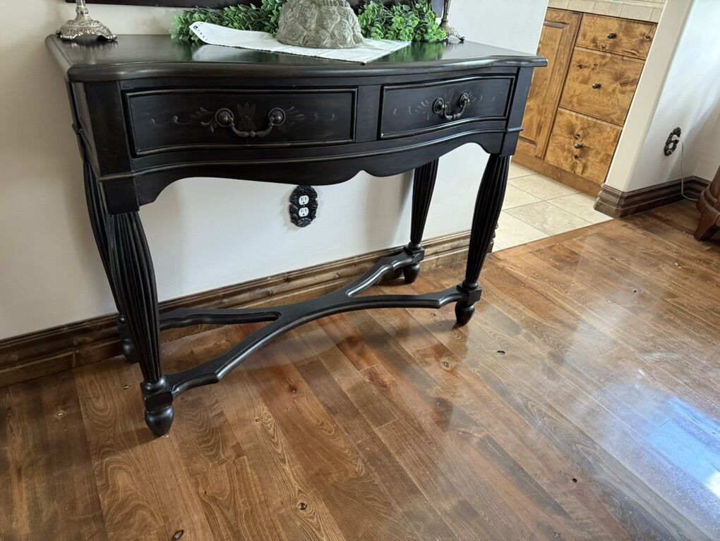 Cute Tall Entry Table With Drawers 42 L 16 D 33