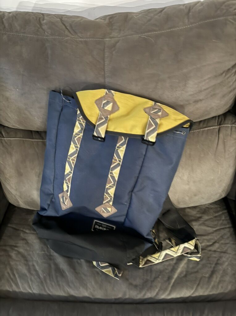 Dakine Flip Top Backpack Like New